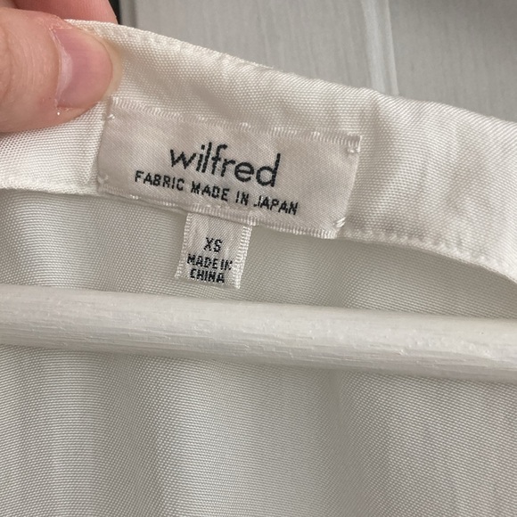 Wilfred white button down, size XS. - Picture 2 of 4